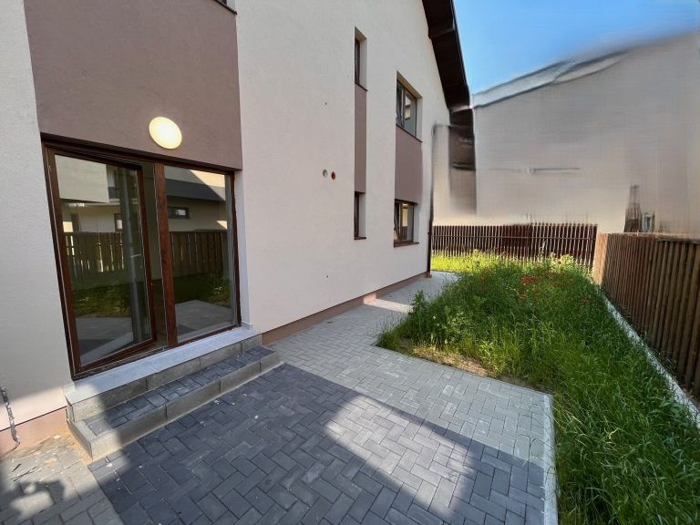 Apartament 2 camere  FINISAT, 44 mp utili+ GRADINA 10 MP zona Parcului Poligon – fotografia 1 din 6