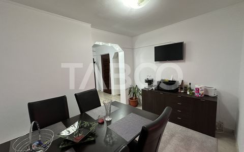 Apartament decomandat 3 camere 2 bai 68 mpu etaj 3 Calimanesti Valcea