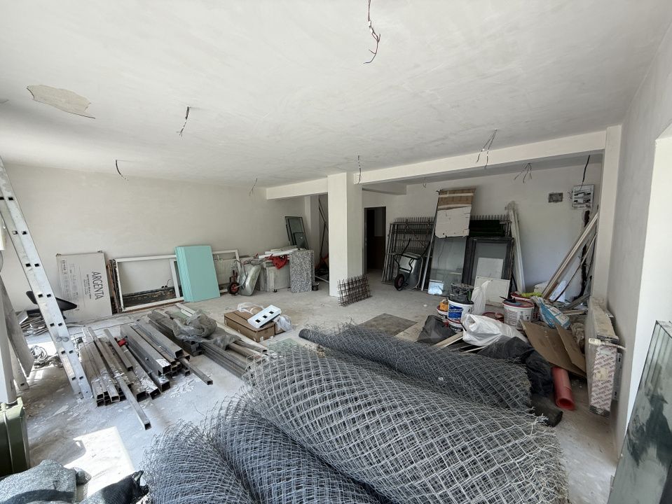 Spatiu comecial cu terasa in Borhanci – fotografia 3 din 6
