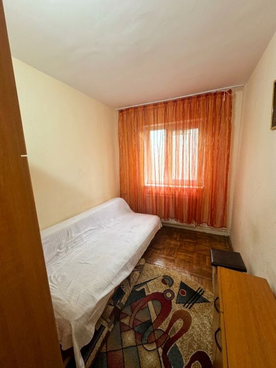 Apartament 3 Camere Piata Brotacei | Constana – fotografia 1 din 11