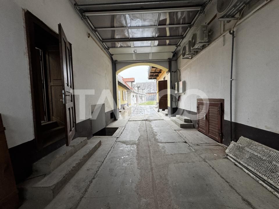 Spatiu comercial 50 mp de inchiriat in centrul Cristianului cu vad bun – fotografia 3 din 8