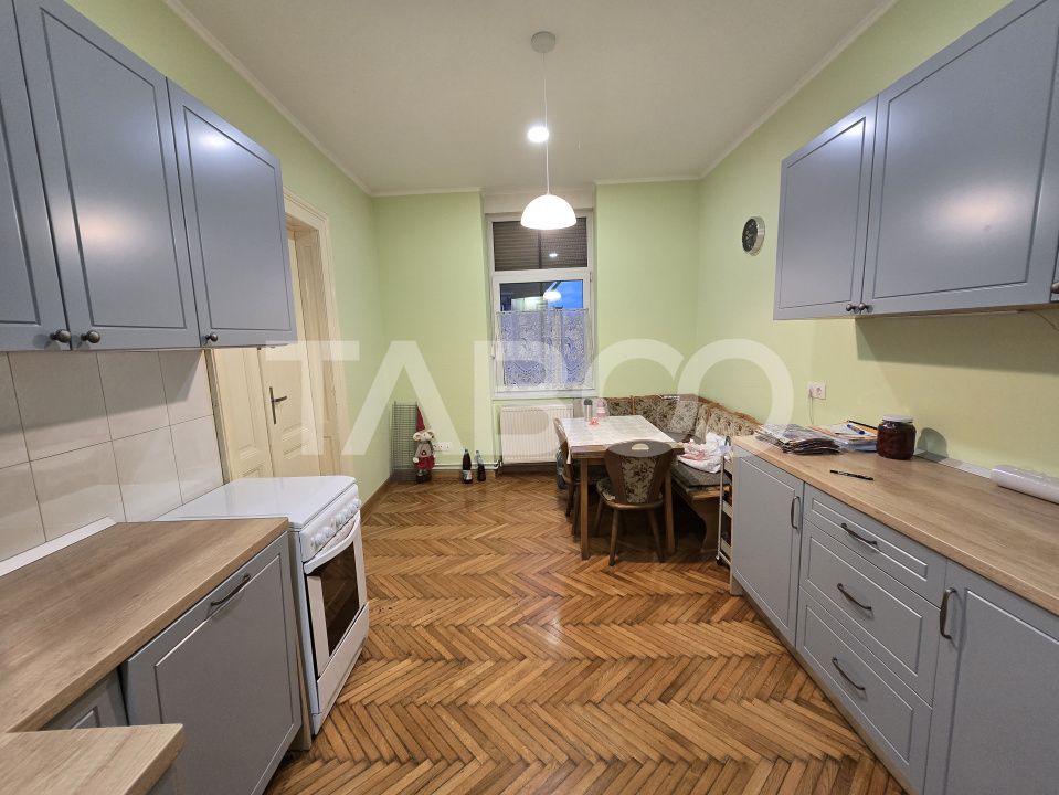 Apartament 2 camere 77mpu etaj 1 loc de parcare in Centrul Istoric – fotografia 3 din 14
