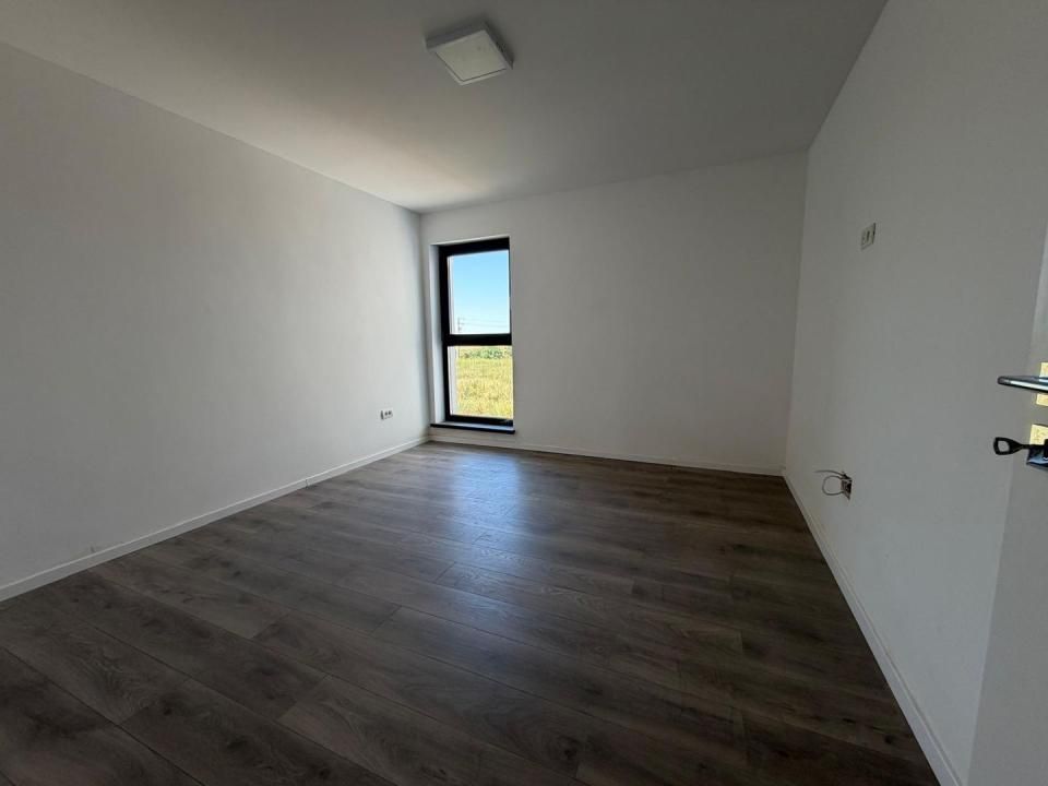 Duplex | COMISION 0 | Curte amenajata | Toate utilitatile | 3 Bai | – fotografia 8 din 18
