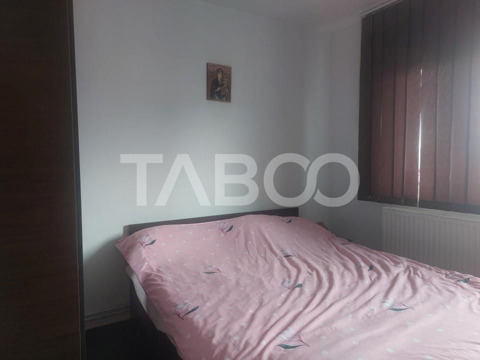 Apartament 65 mp 3 camere decomandate balcon Pet Friendly Valea Aurie – fotografia 3 din 10
