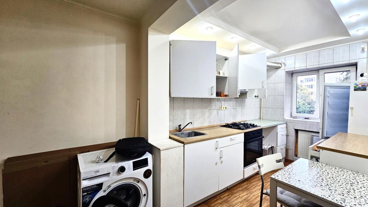 Basarabia-Diham | 2 Camere Decomandat | 53mp | partial mobilat si utilat – fotografia 15 din 23