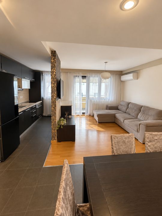 Apartament 3 camere de inchiriat cu parcare Andrei Muresanu – fotografia 1 din 10