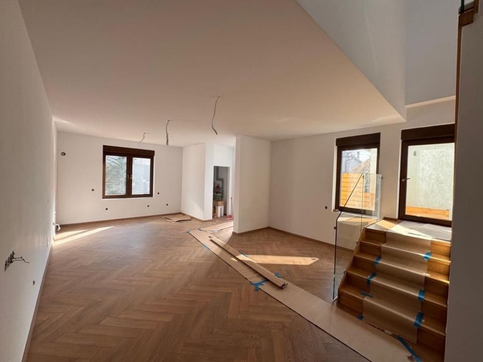 Duplex finisat D+P+M, 190 mp utili, teren 290 mp  | Gruia – fotografia 1 din 8