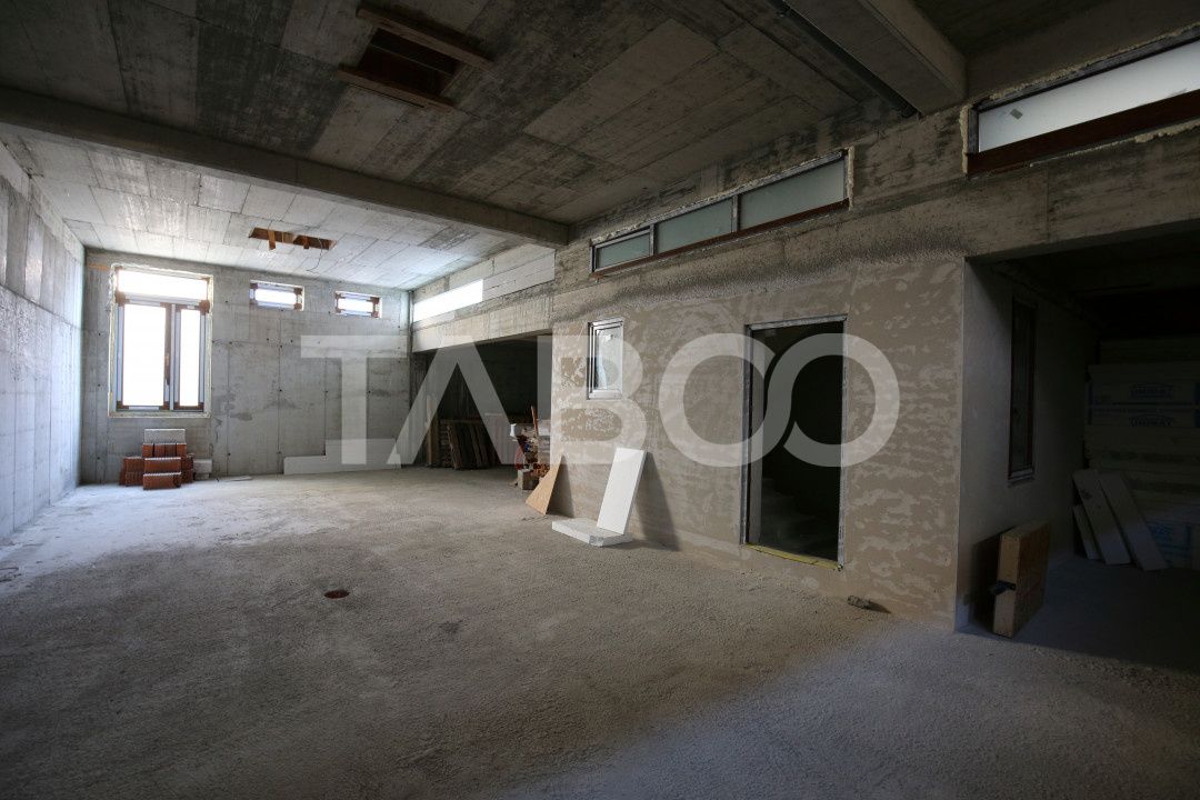 Spatiu comercial 180mp de inchiriat zona centrala Sibiu – fotografia 2 din 11