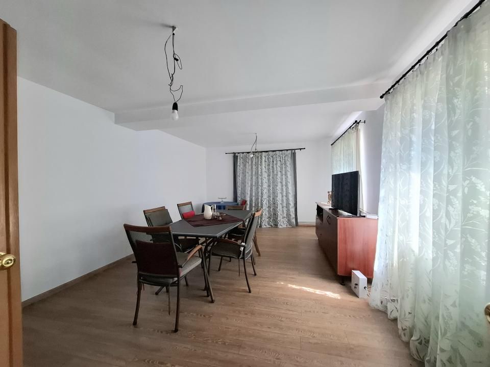 Vilă P+M cu 2300MP teren | 6 camere | 278MP | 30 min București – fotografia 18 din 27