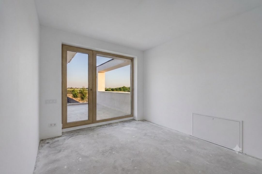 CORBEANCA - OGORULUI, VILA MODERNA 270 MP TOTAL, LOT 1000 MP! – fotografia 9 din 13