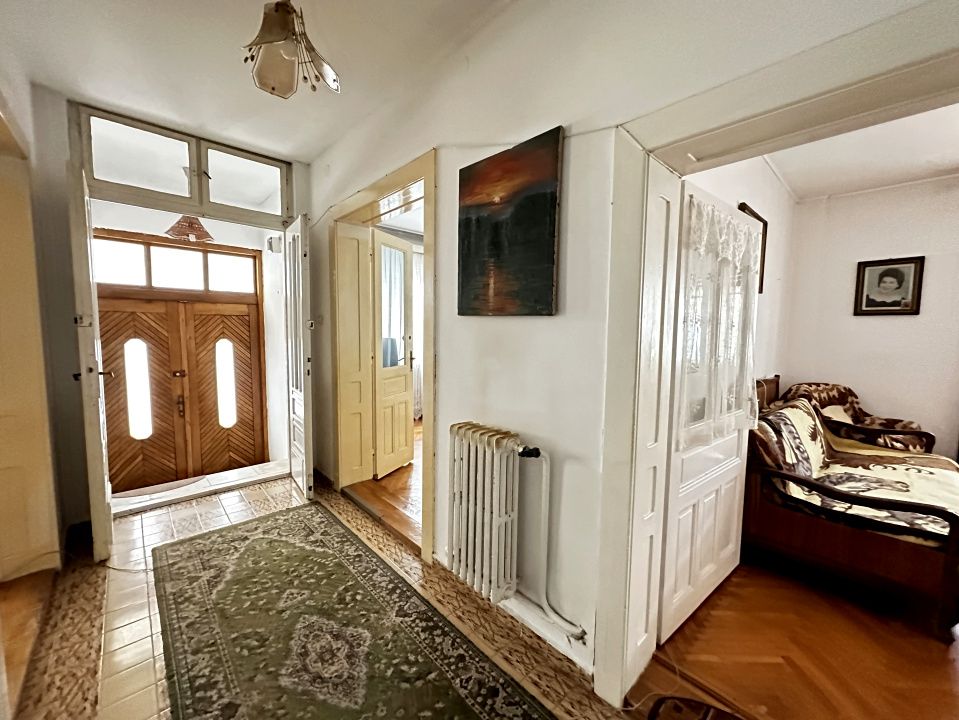 Casa 4 Camere pe Parter 441 mp Teren Alba Iulia Ultracentral CENTRU Turistic – fotografia 7 din 49