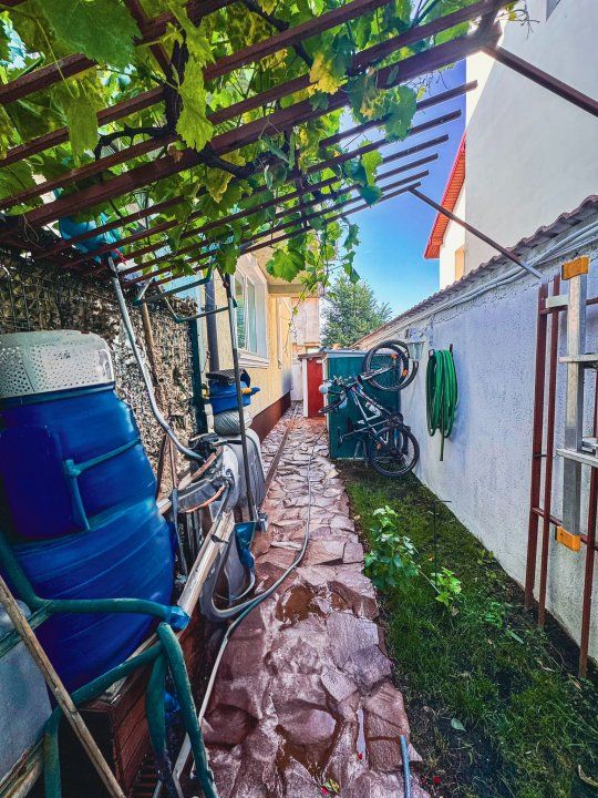Vilă modernă cu 15 kW solar – complet utilată, ideală pentru familie – fotografia 15 din 20