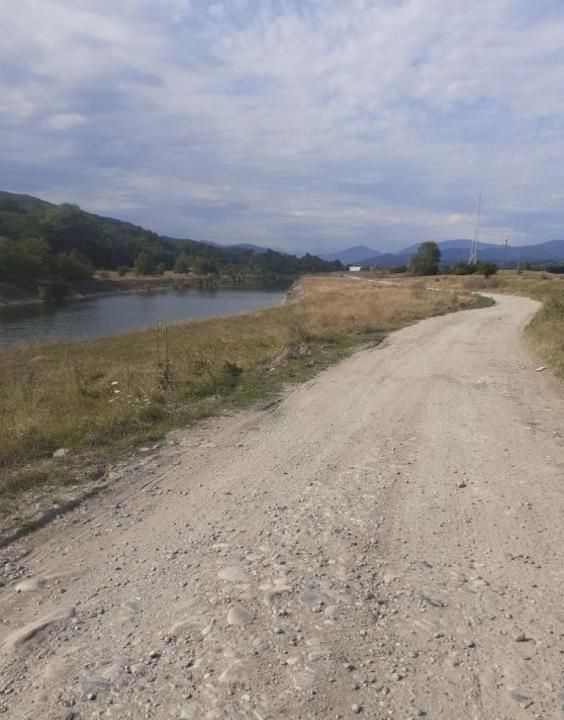 Vând teren intravilan – fotografia 4 din 5