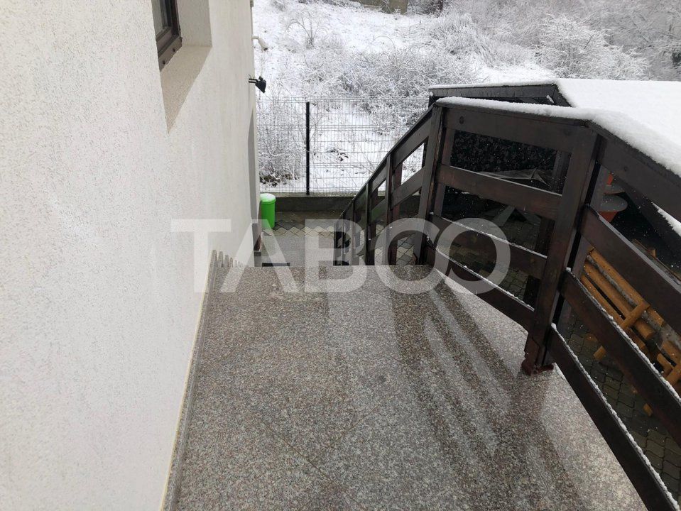 Casa individuala 7 camere cu 500 mp teren in Selimbar – fotografia 9 din 27