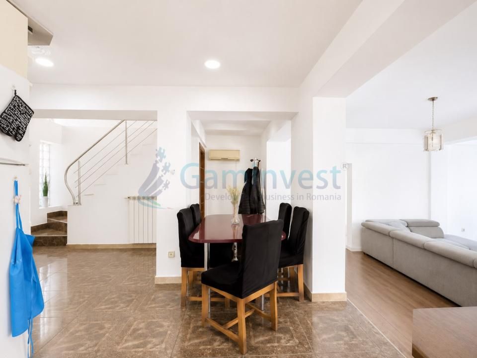 Casa cu 5 camere, singur in curte, cu Garaj zona Iosia, Oradea – fotografia 5 din 15