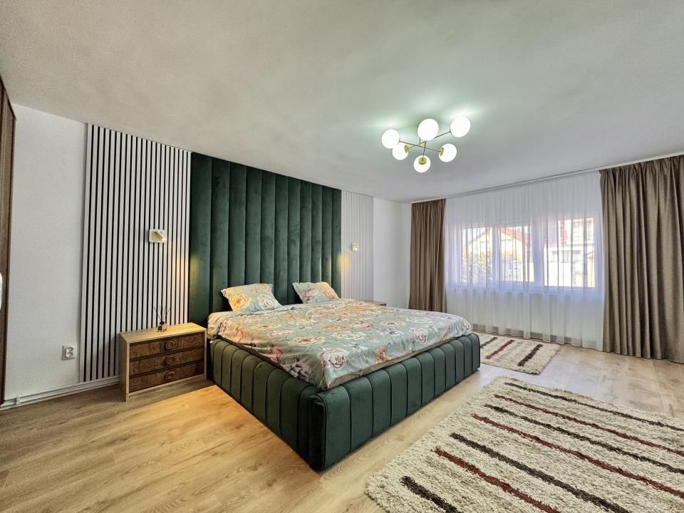 Casă 7 camere, P+M, renovată,  – Cartierul Tineretului – fotografia 4 din 21