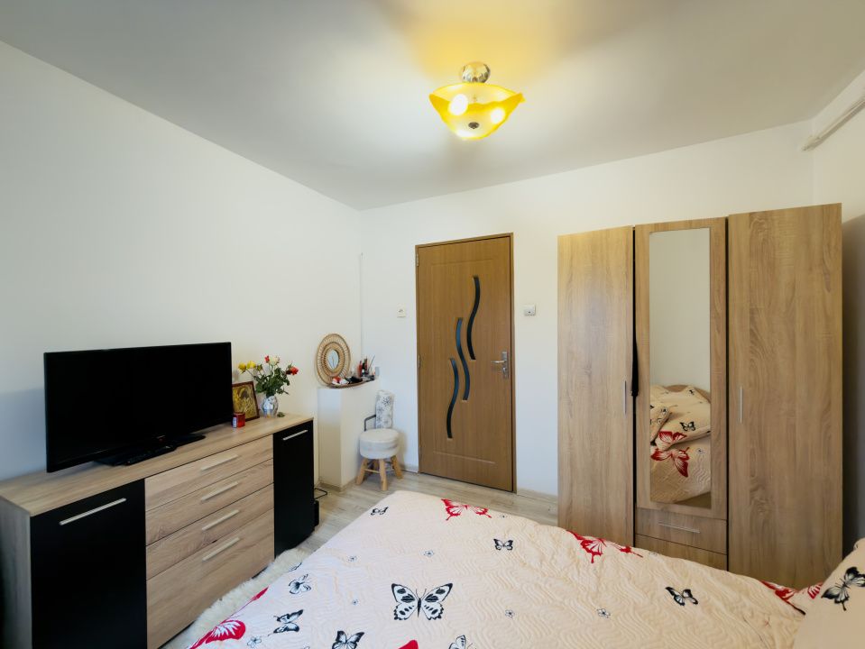 Apartament 3 camere, semidecomandat, 56mp - zona Sagului – fotografia 7 din 13