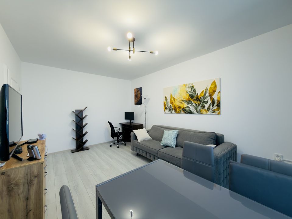Apartament 2 camere, decomandat, 53mp, 2 locuri de parcare in Giroc – fotografia 3 din 13