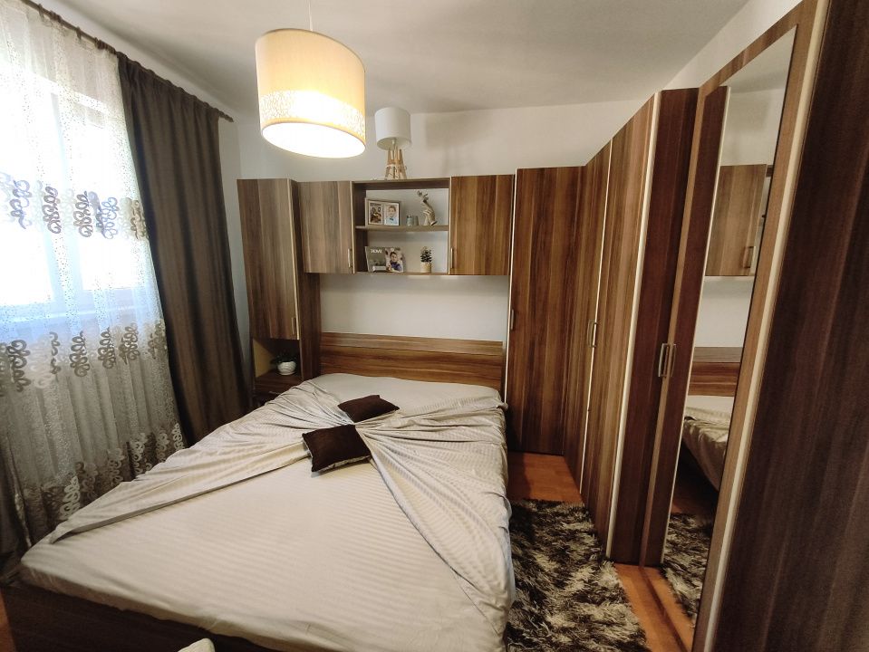 APARTAMENT 2 CAMERE I 54 MP I CETATE BULEVARD I MOBILAT SI UTILAT I – fotografia 6 din 8