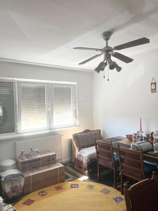 Apartament 4 camere, etaj 3 - zona Dacia – fotografia 3 din 6