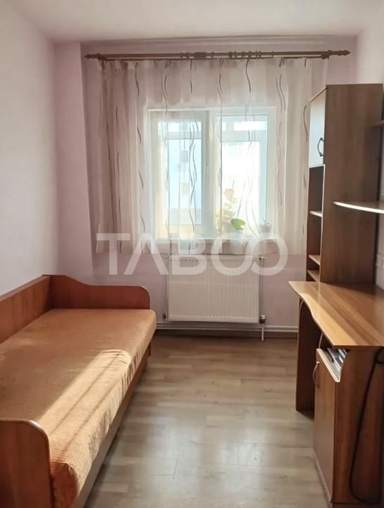 Apartament cu 3 camere in Centrul Zorilor izolat cu lift balcon boxa – fotografia 4 din 8