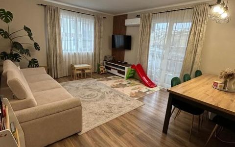 Apartament 3 camere, parcare, Apahida