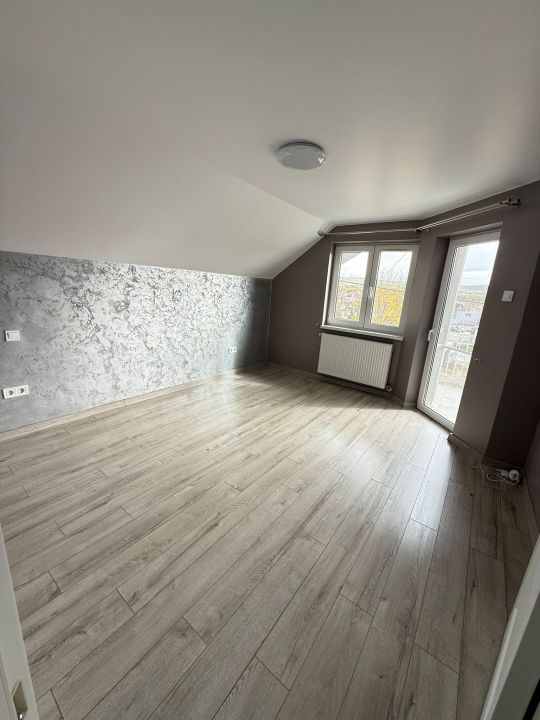 CASA ELEGANTA CU TEREN 1500MP,ZONA PETROM – fotografia 7 din 22