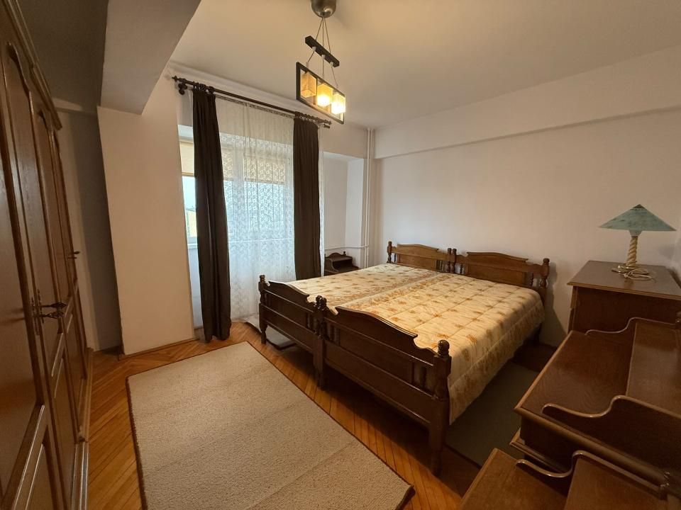 Apartament 3 camere, 64 mp, Cartierul Valea Rosie, Zona Biserica – fotografia 3 din 12
