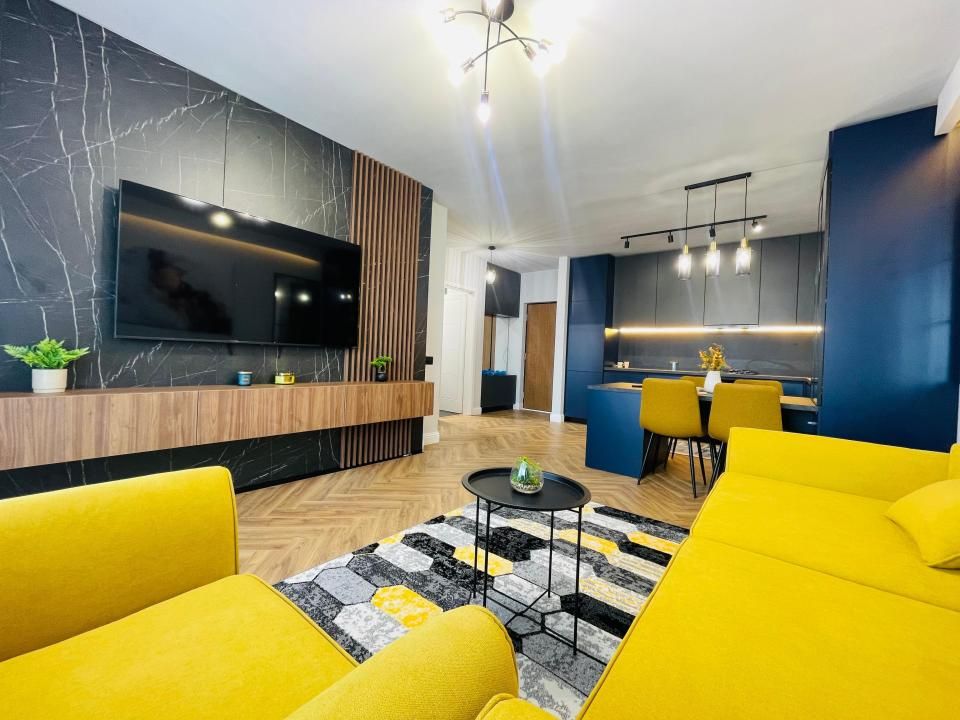 Apartament 2 Camere, LUX, 45 mp, lift, garaj, panoramic, zona Eroilor! – fotografia 1 din 8