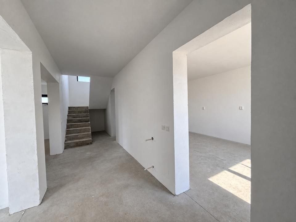 Vila individuala cu 4 camere si teren de 400 mp – Domnesti, zona Teghes – fotografia 15 din 28