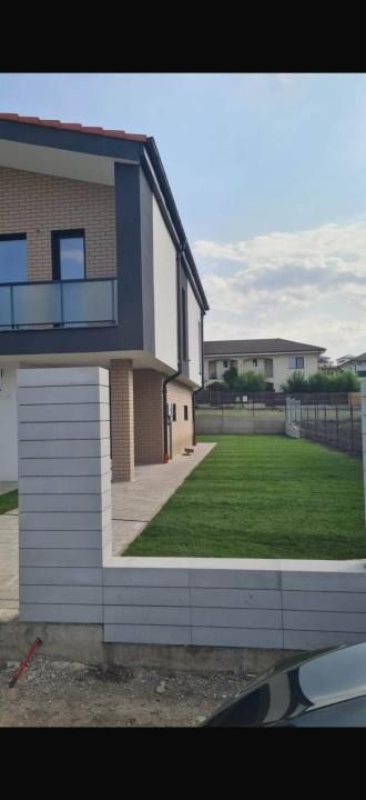 Casă modernă P+E | 120 mp utili | 355 mp teren | Panouri fotovoltaice | – fotografia 3 din 11