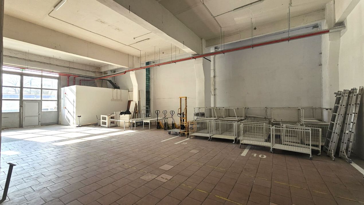 Spatiu industrial cu birouri pe Bulevardul Muncii – fotografia 4 din 10