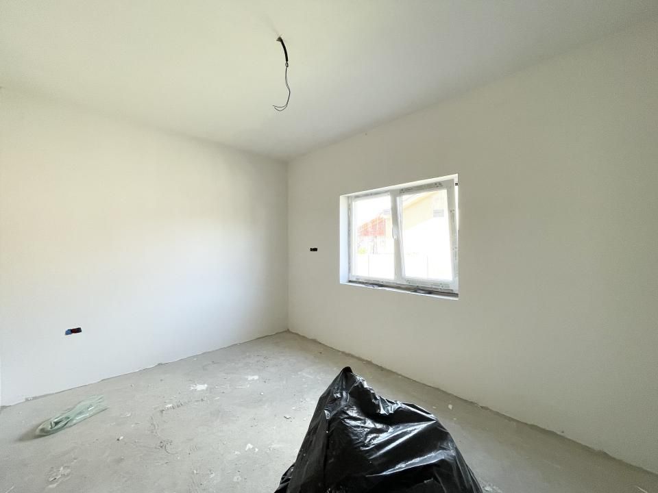 Duplex cu 3 camere - centru Mosnita Veche – fotografia 3 din 8