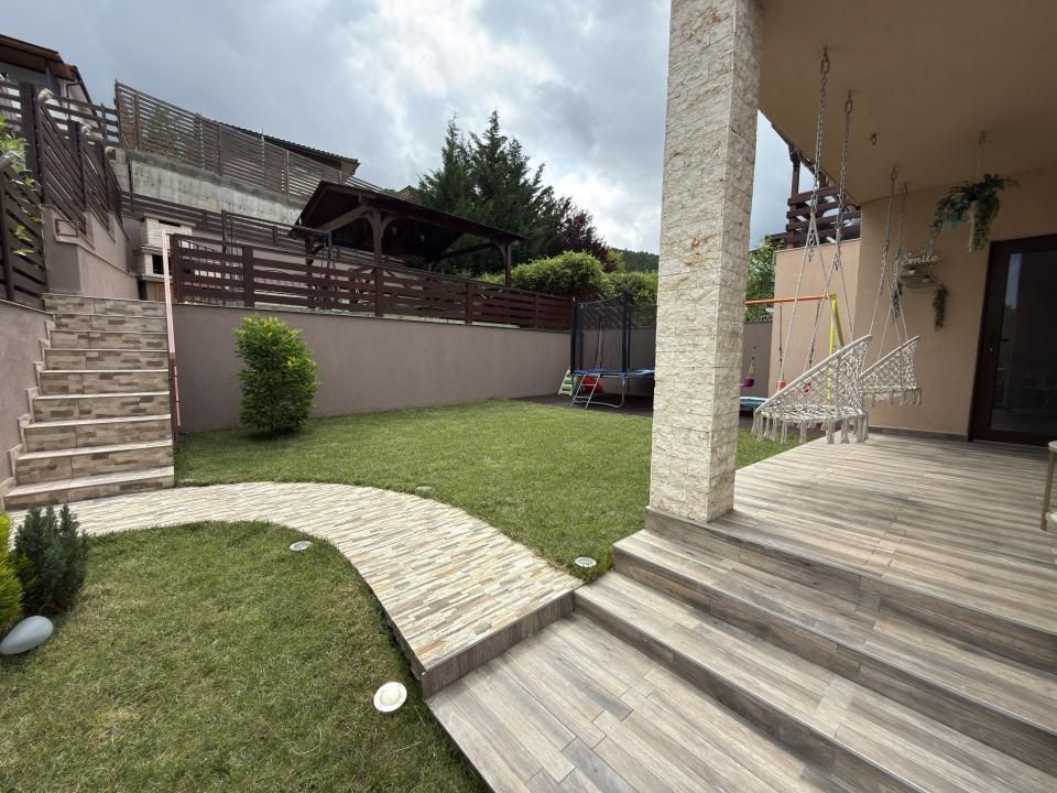 Casă premium cu panoramă, curte amenajată | 0% comision | zona Răzoare – fotografia 3 din 28