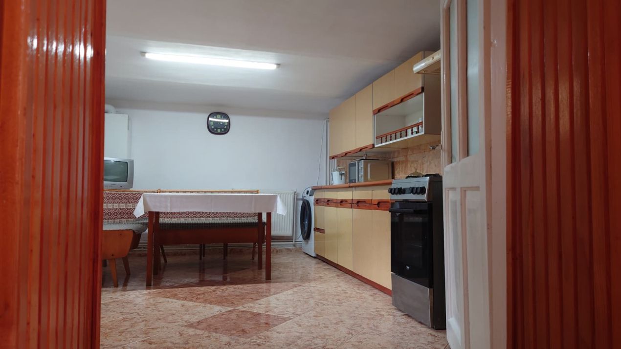 Casă individuală cu demisol + parter • 130 mp utili • Curte 237 mp • Garaj. – fotografia 9 din 25
