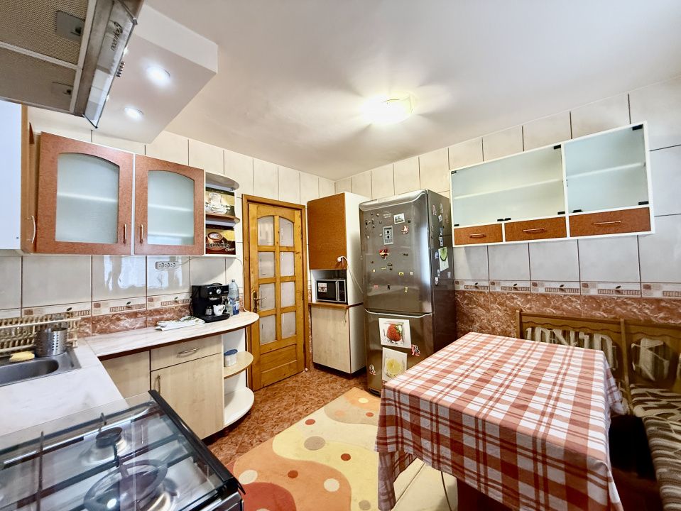 Apartament cu 3 camere Ovidiu - Constanta  , mobilat complet – fotografia 10 din 11