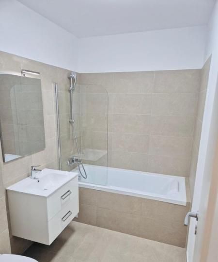 2 Camere de inchiriat | Dobroesti | Centrala proprie | Loc de parcare – fotografia 7 din 8