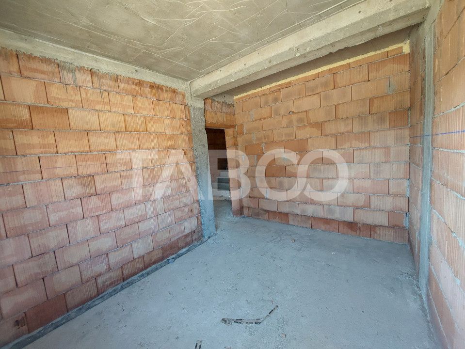 Casa de vanzare 147 mpu si 5 camere teren de 434 mp Cristian Sibiu – fotografia 6 din 9