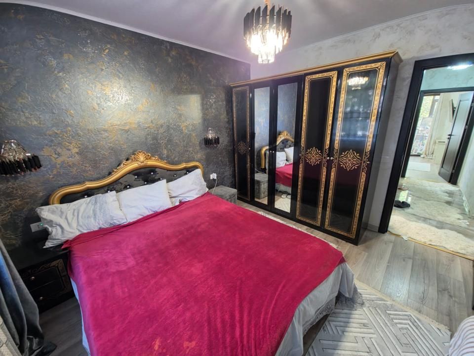Tomis Nord Cambrige School apartament 4 camere renovat integral loc parcare – fotografia 3 din 17