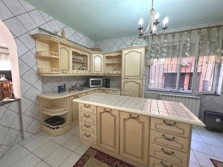 4 Camere de inchiriat | Dorobanti | Parcare | Centrala | – fotografia 7 din 12