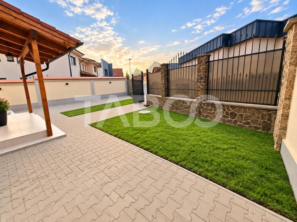Casa individuala la prima inchiriere 4 camere terasa curte Sura Mica – fotografia 25 din 25