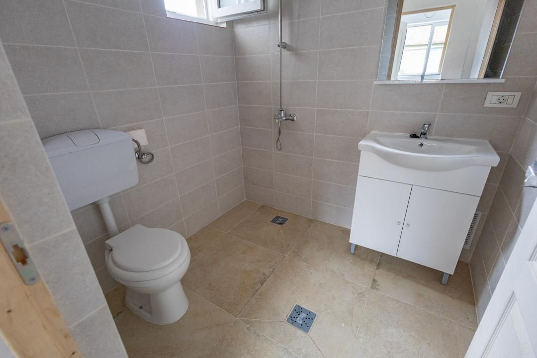 Casă de vânzare în Buziaș | 1.617 mp teren | 85.000 € – fotografia 7 din 13