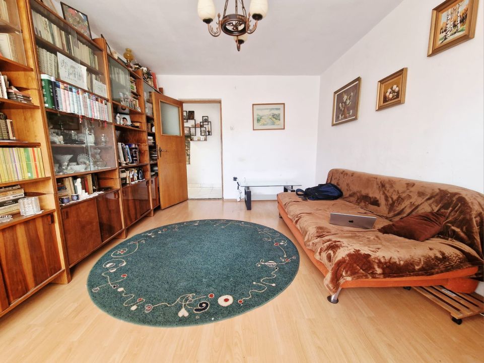 Apartament cu 3 camere pe strada Parang, cartier Manastur – fotografia 3 din 16