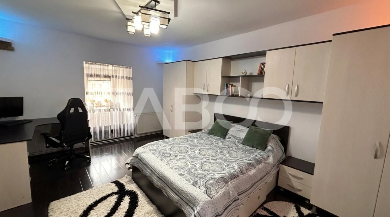 Apartament la casa + pivnita 93 mp utili de vanzare  Centrul Istoric – fotografia 1 din 11