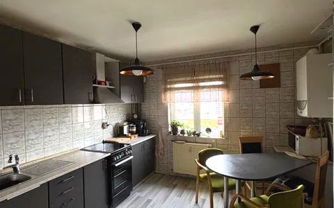 Apartament spațios cu 4 camere, 82 mp utili, etaj 8/9, Aleea Padin