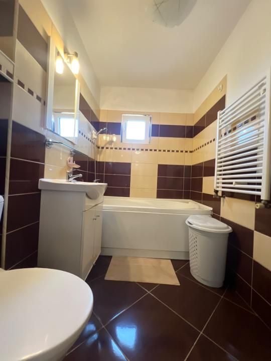 Apartament, 3 camere, 63 mp utili, etaj 2 - Zona Lunei – fotografia 11 din 12