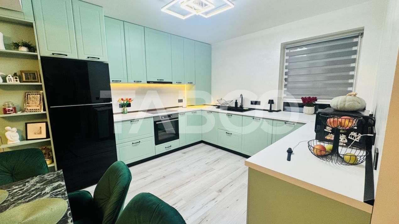 Apartament modern 3 camere de vanzare mobilat utilat 2 locuri parcare – fotografia 2 din 13