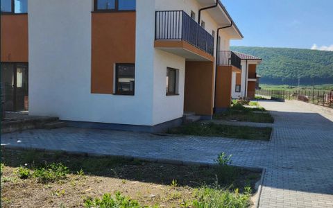 Duplex de vanzare in Gilau, 100mp utili, 330mp utili