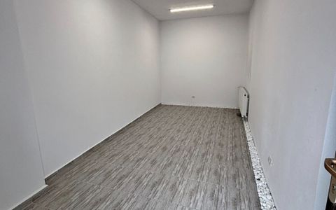 Spatiu comercial 15 mp de inchiriat in Centru Finisat Utilat Alba Iulia