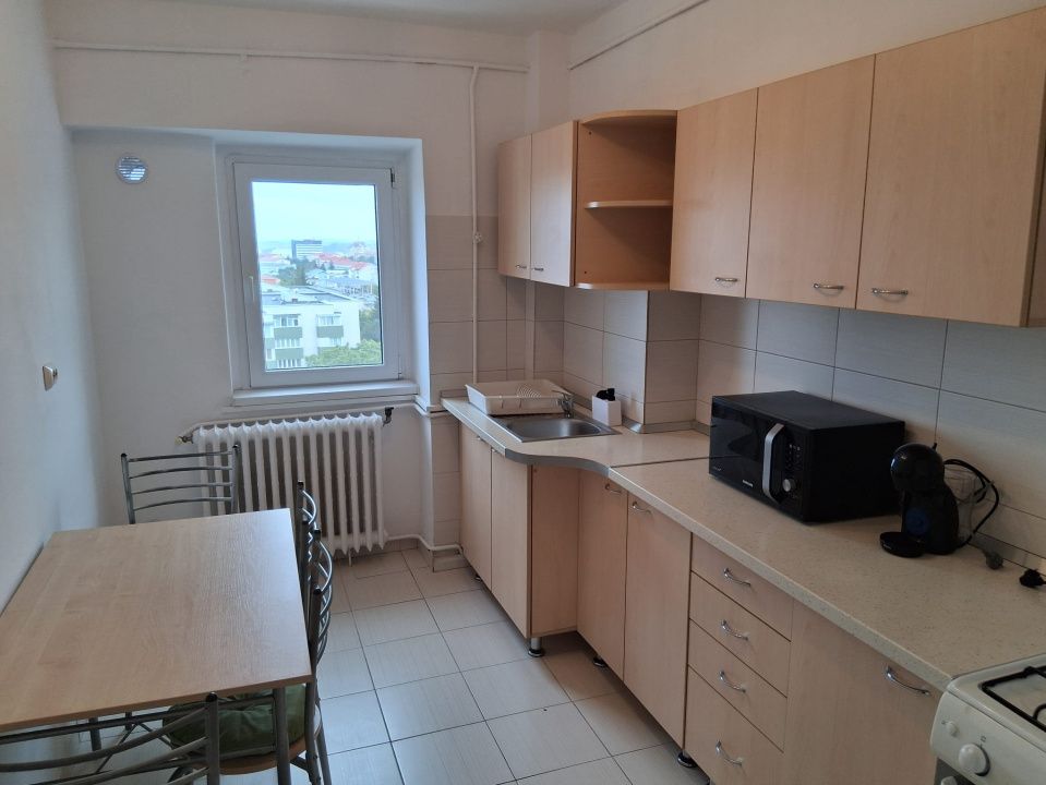 Închiriere apart. cu 2 camere, Zorilor zona UMF – fotografia 2 din 13
